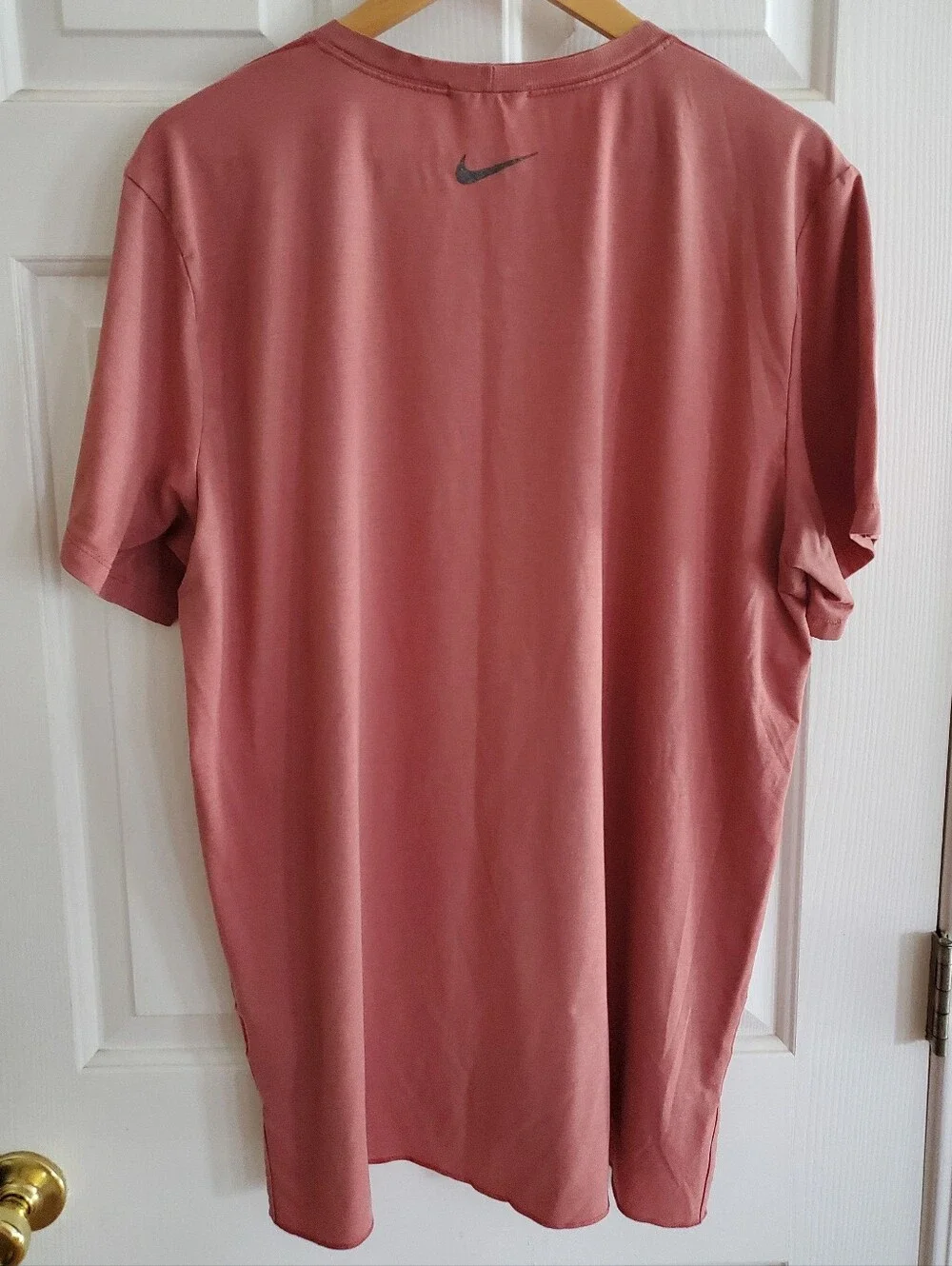 Nike Yoga Dri-FIT top, in Salmon Size Mens Large